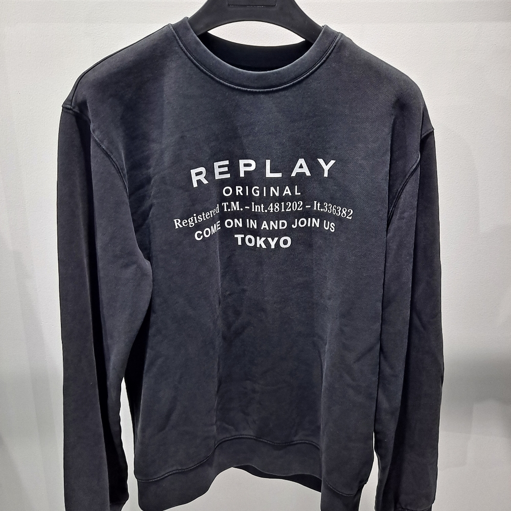 Men's sweatshirt